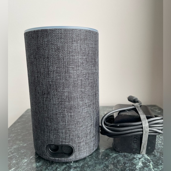 Sale!! Amazon Alexa. - Picture 3 of 6